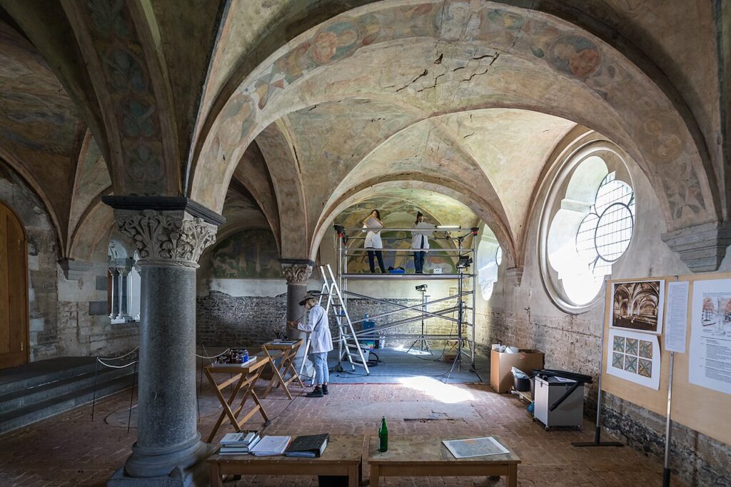 Conservation-restauration de peintures murales